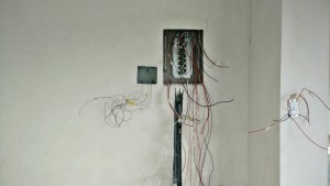 Breaker wires