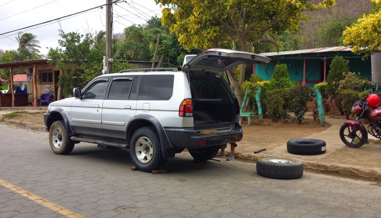 SUV getting tires put on